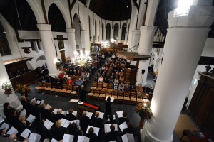 Aanzicht de kerk in